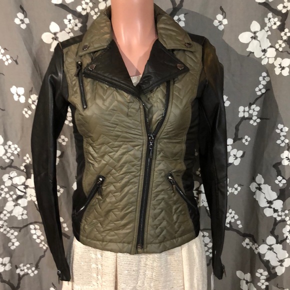 NWT LAUNDRY Quilted Faux Leather Motorcycle Jacket - Picture 4 of 8